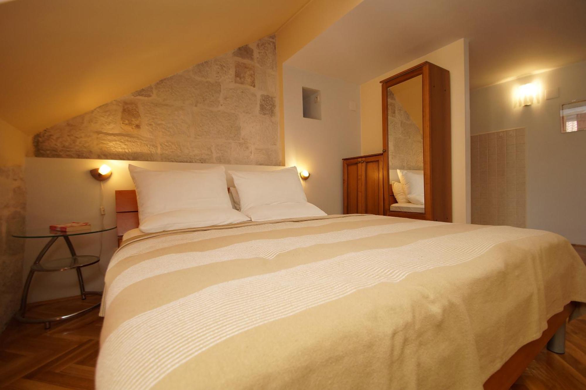 Old Town Apartments Korcula Town Exterior photo